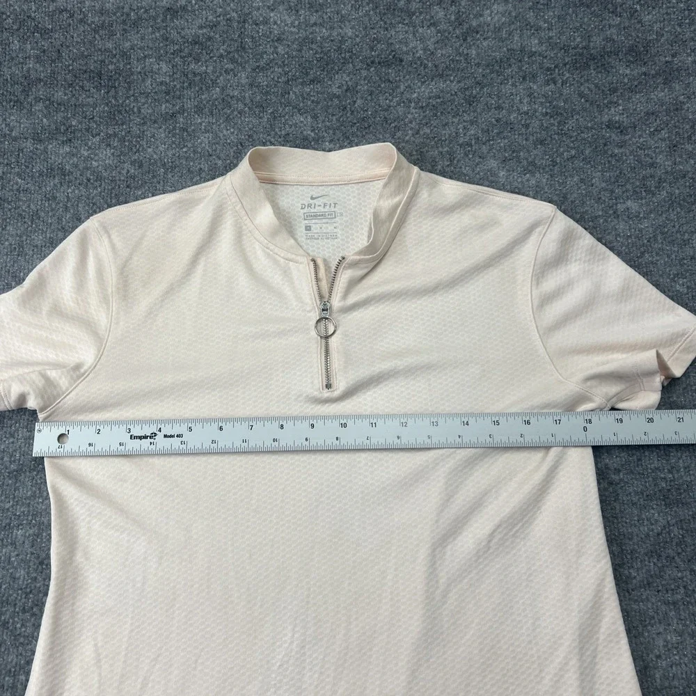 Nike Dri-Fit Women's Polo Pink /‎ Peach Size M Medium.  1/4 Zip Short Sleeve.